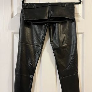 Pleather leggings - large